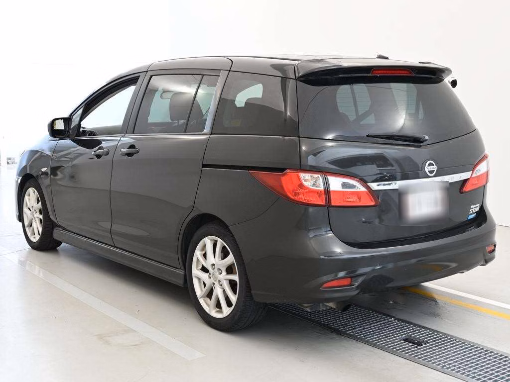 NISSAN LAFESTA
