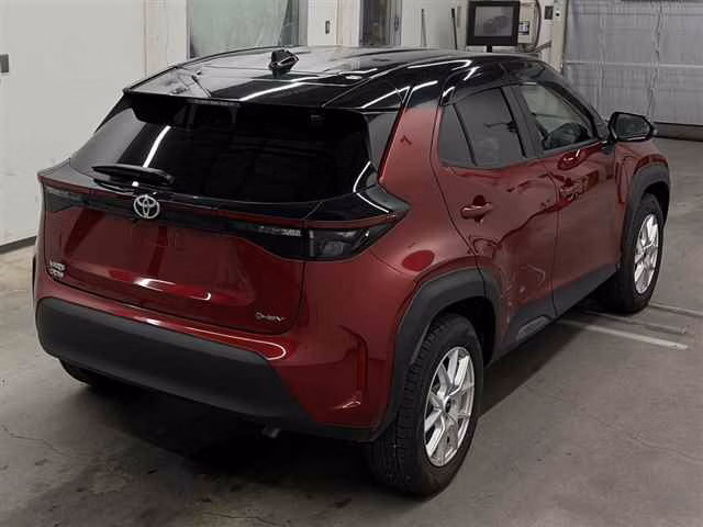 TOYOTA YARIS CROSS