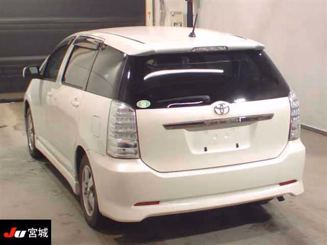 TOYOTA WISH