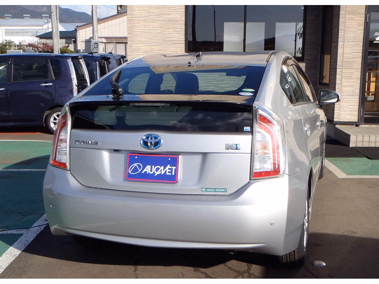 TOYOTA PRIUS
