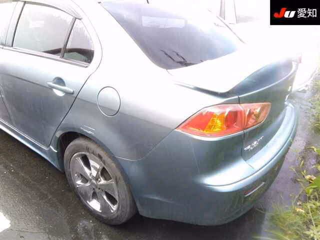 MITSUBISHI GALANT FORTIS