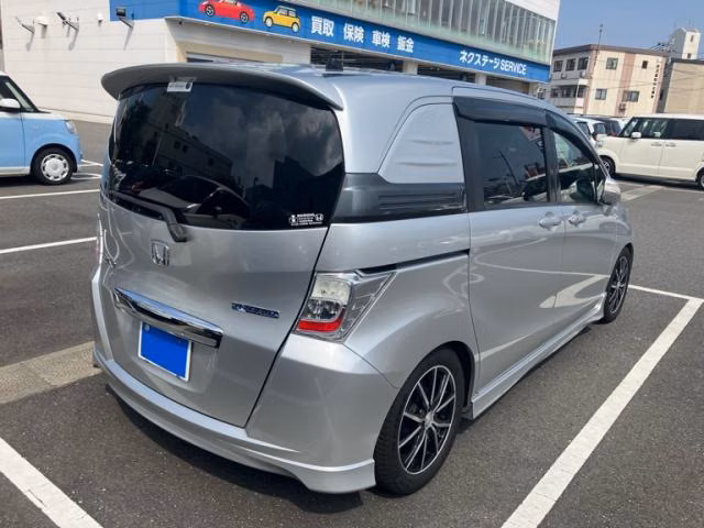 HONDA FREED