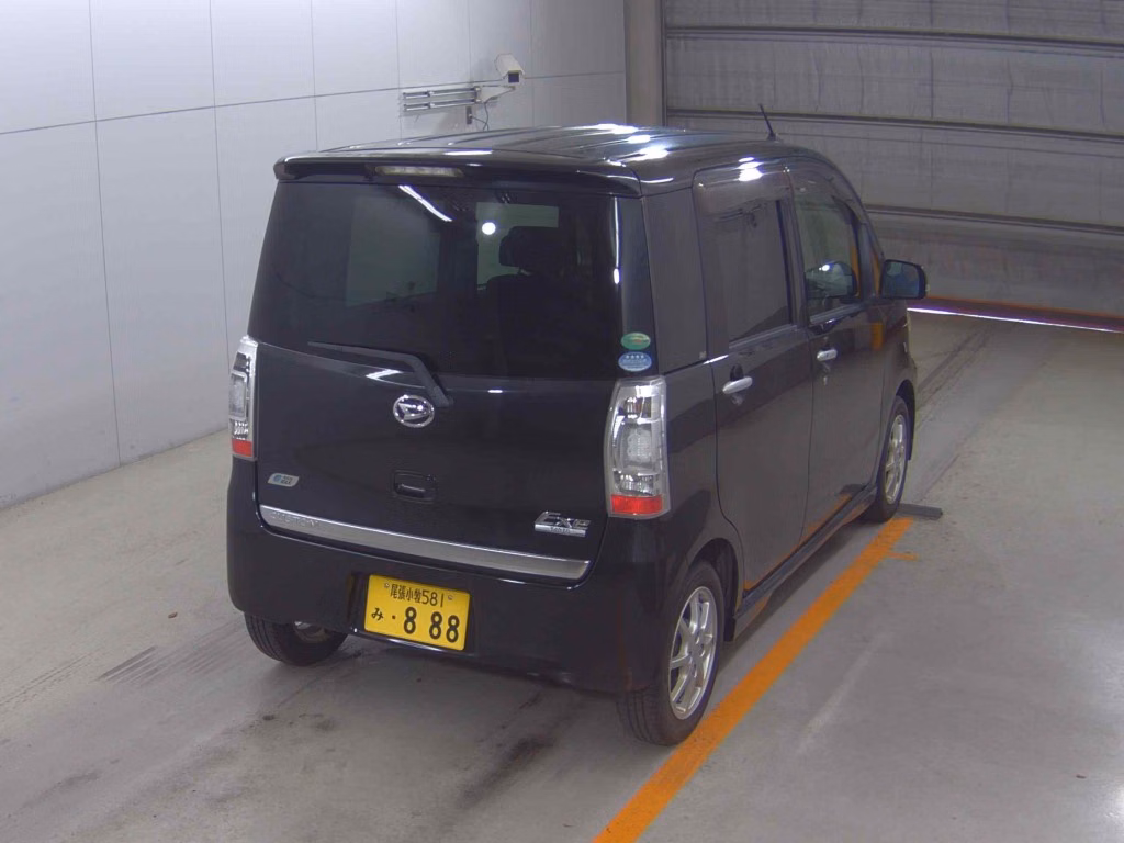 DAIHATSU TANTO EXE