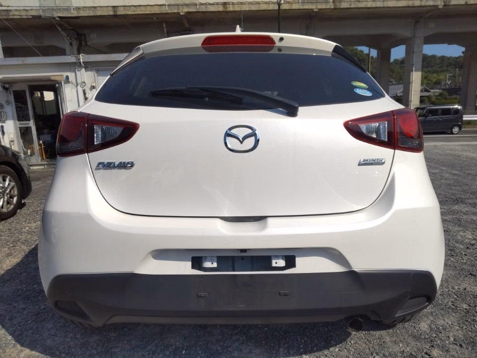 MAZDA DEMIO