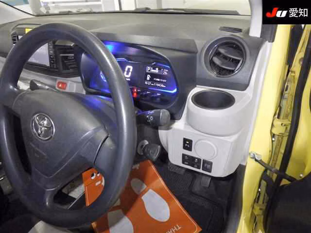 TOYOTA PIXIS EPOCH