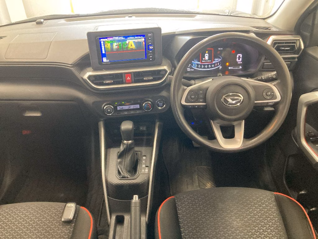 DAIHATSU ROCKY