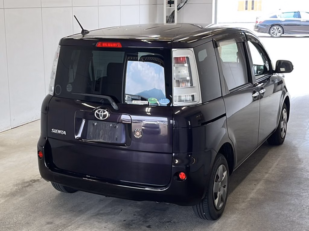 TOYOTA SIENTA