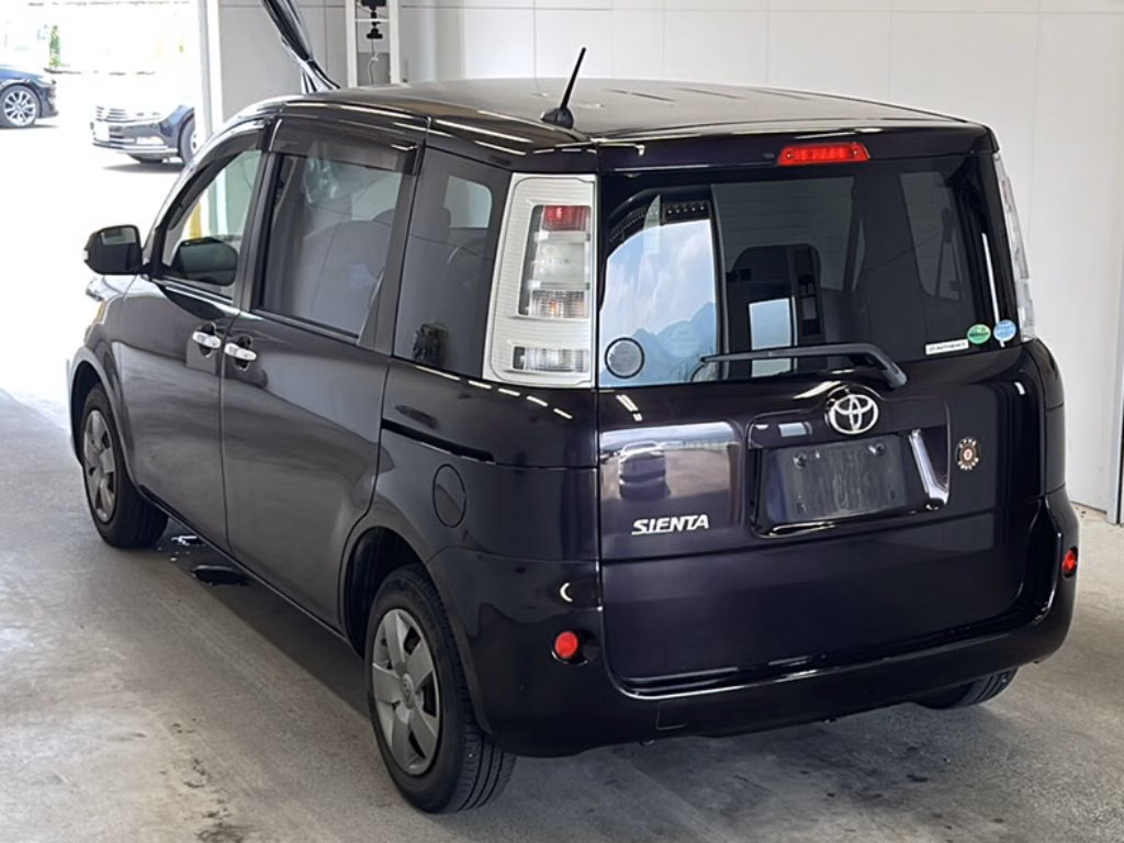 TOYOTA SIENTA