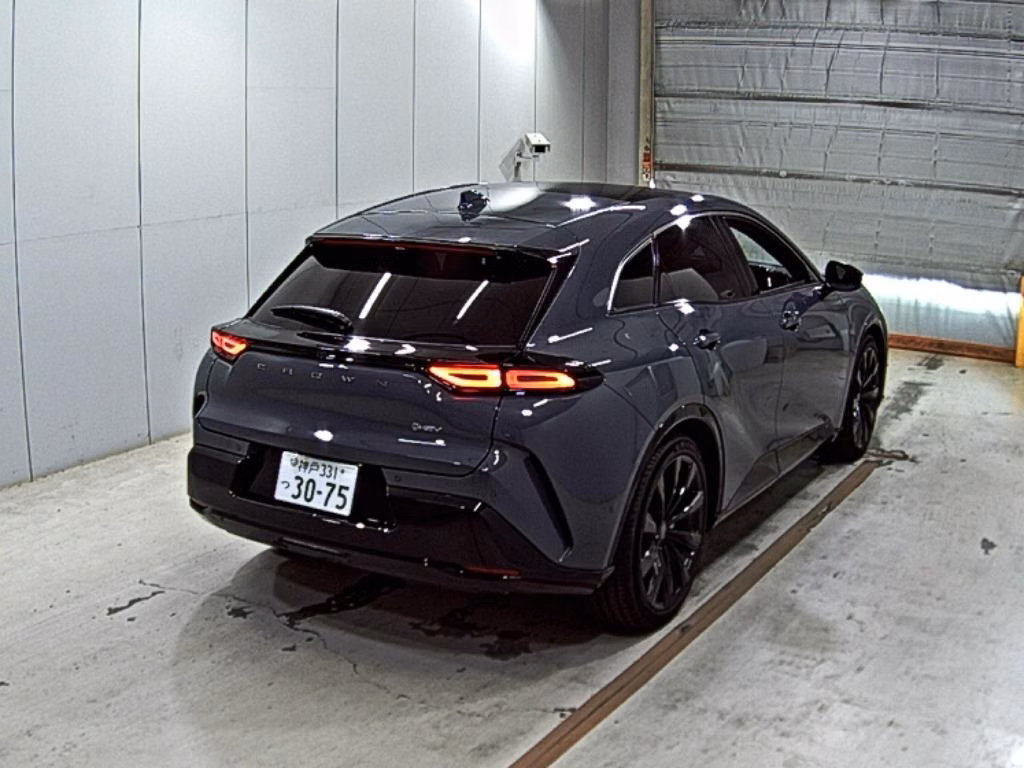 TOYOTA CROWN