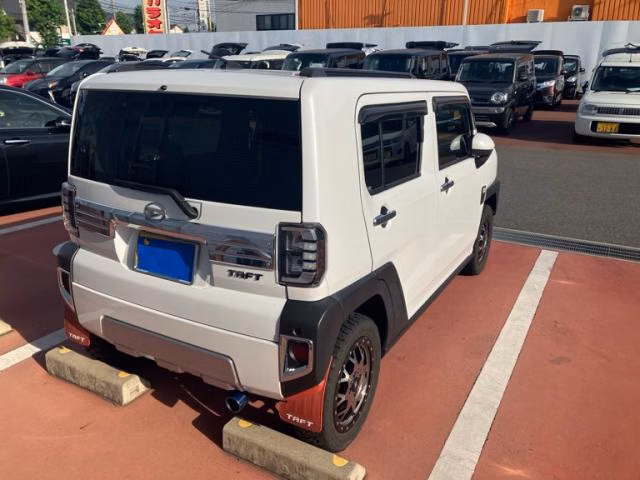 DAIHATSU TAFT