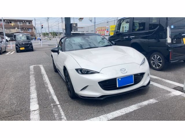 MAZDA ROADSTER