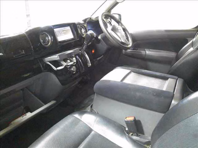 NISSAN NV350 CARAVAN
