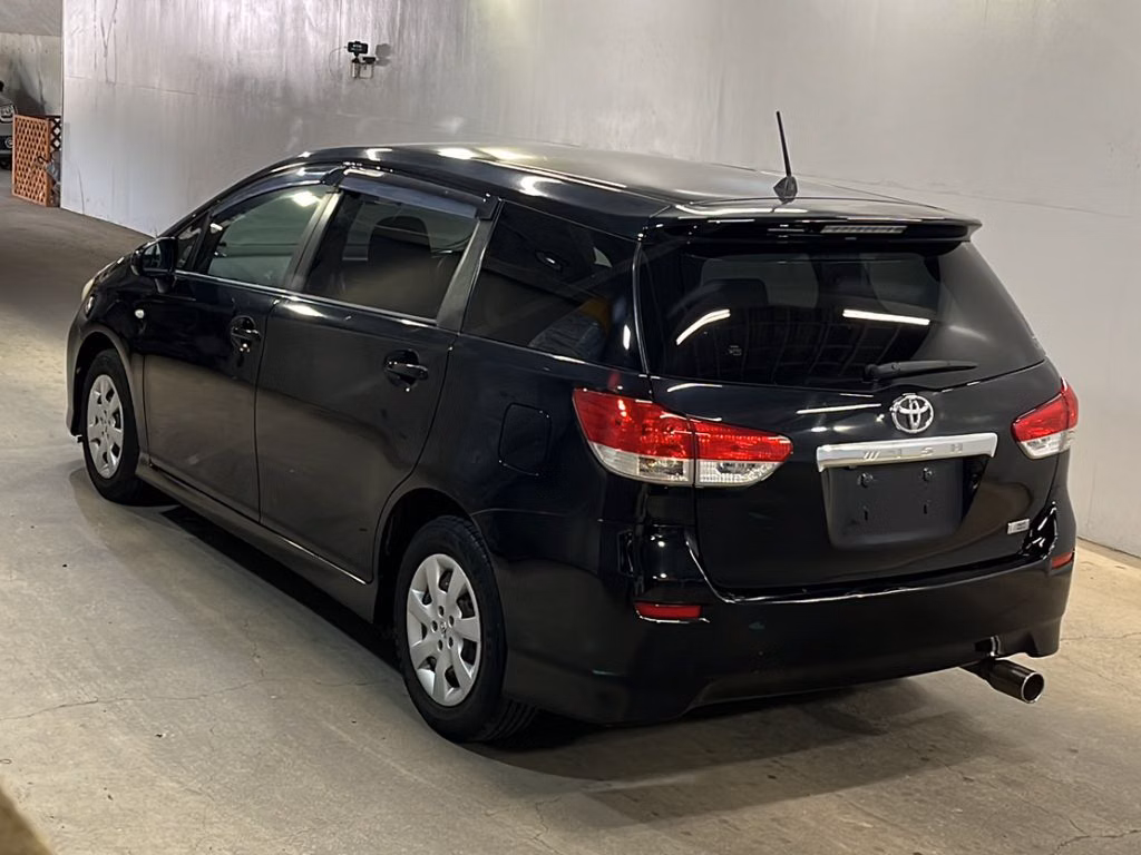 TOYOTA WISH