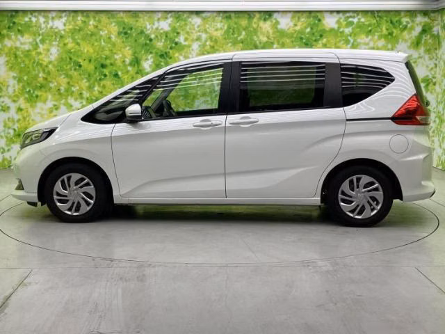 HONDA FREED+