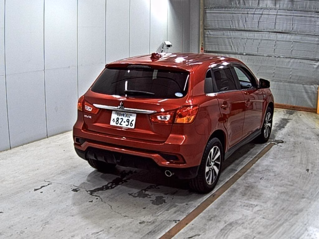 MITSUBISHI RVR