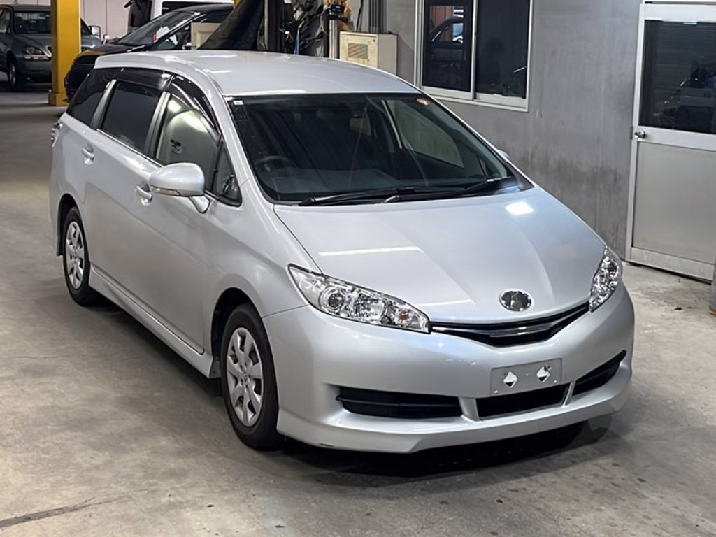 TOYOTA WISH