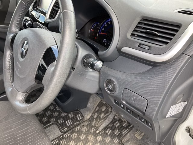 MITSUBISHI DELICA D:2