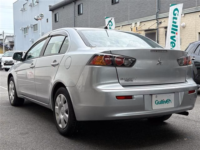 MITSUBISHI GALANT FORTIS