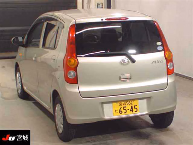 DAIHATSU MIRA