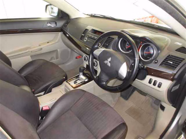 MITSUBISHI GALANT FORTIS