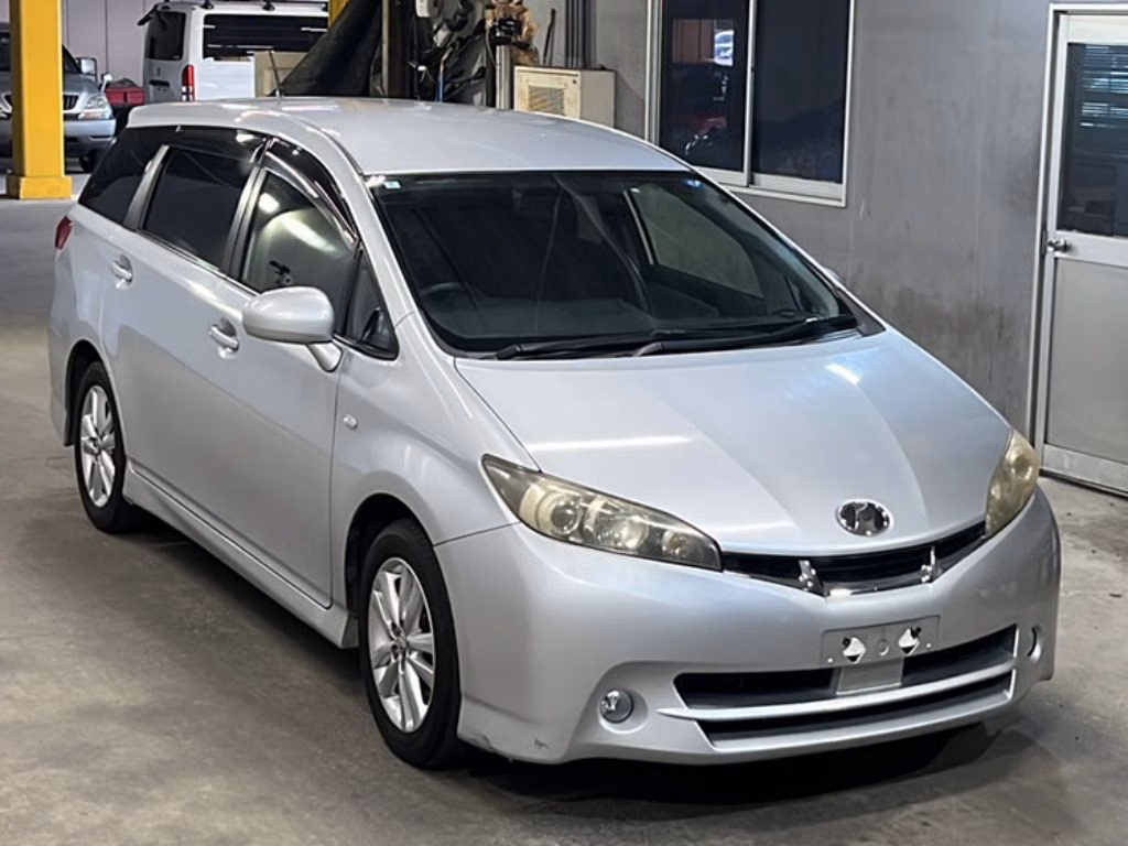 TOYOTA WISH