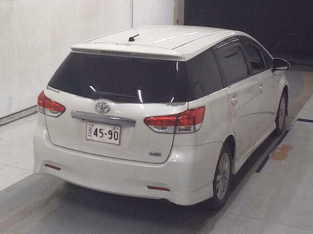 TOYOTA WISH