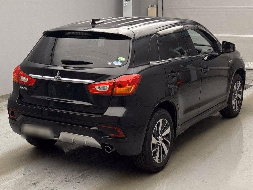 MITSUBISHI RVR