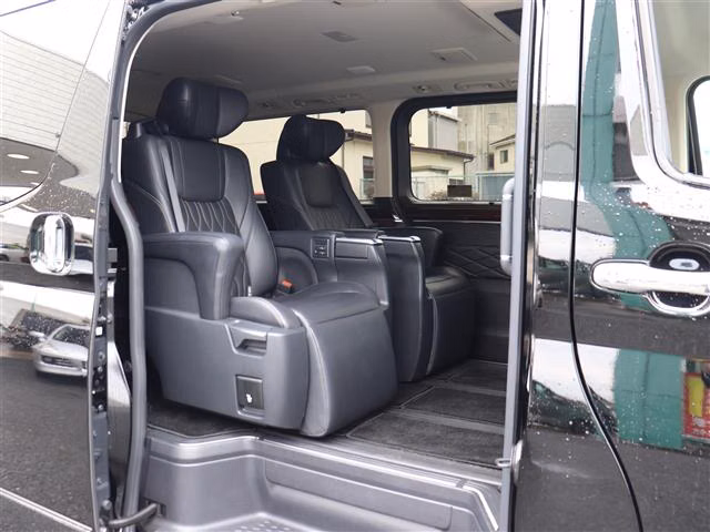 TOYOTA GRANACE