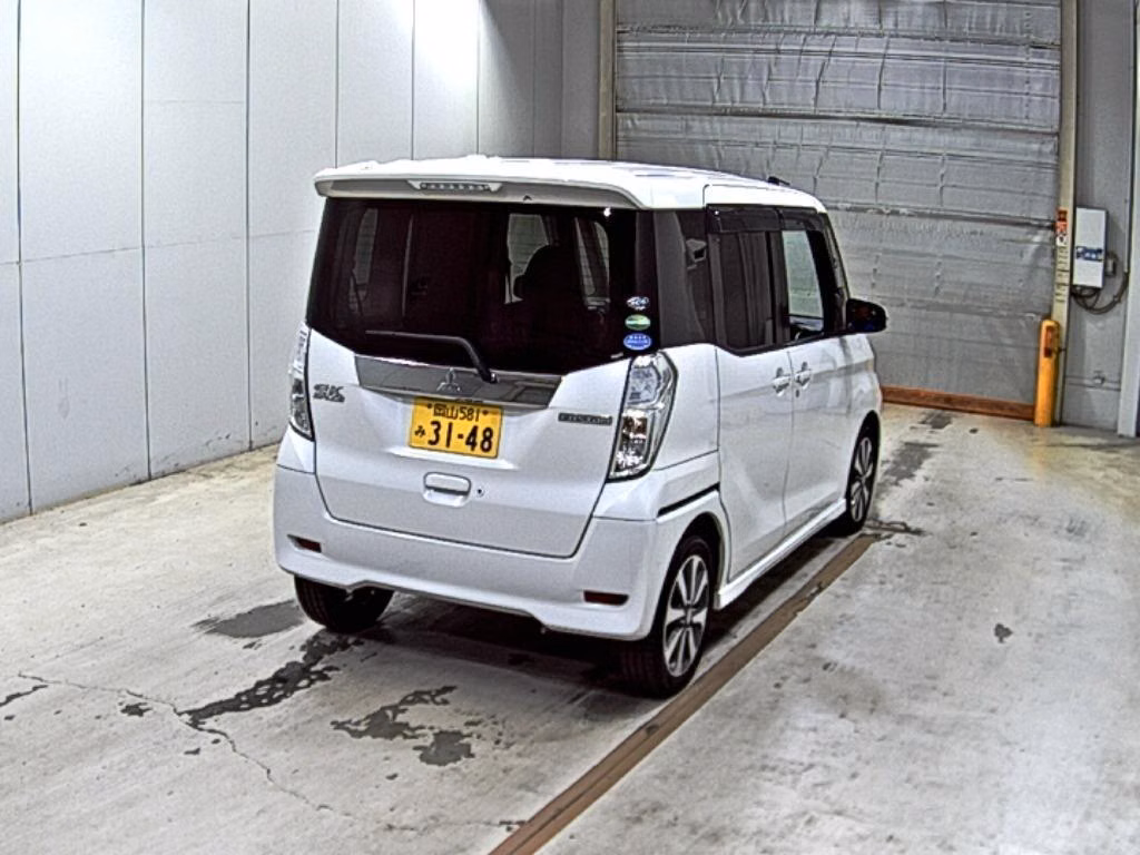 MITSUBISHI EK SPACE