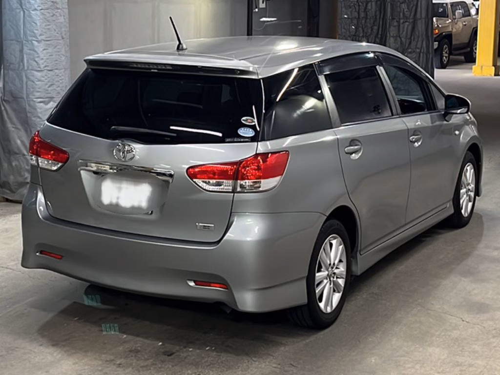 TOYOTA WISH