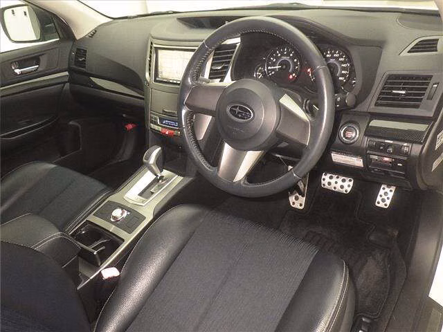 SUBARU LEGACY