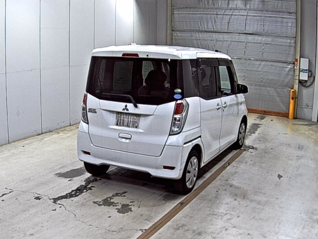 MITSUBISHI EK SPACE