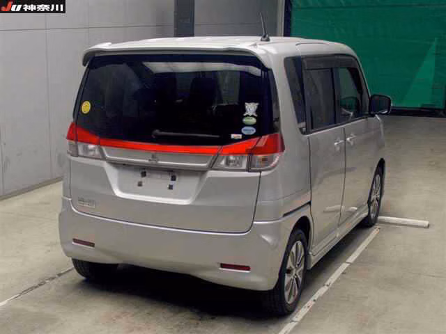 MITSUBISHI DELICA D:2