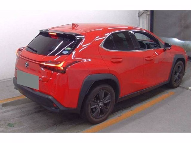 LEXUS UX200