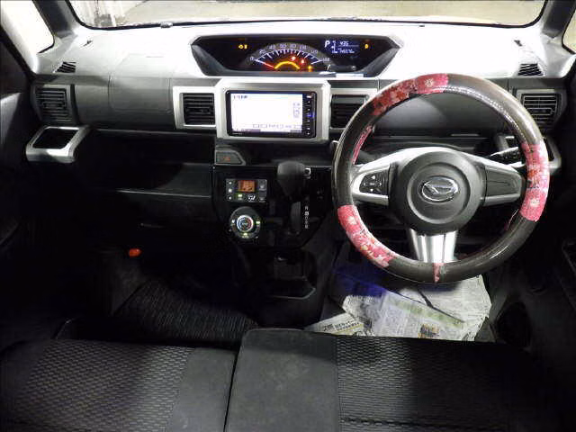 DAIHATSU WAKE