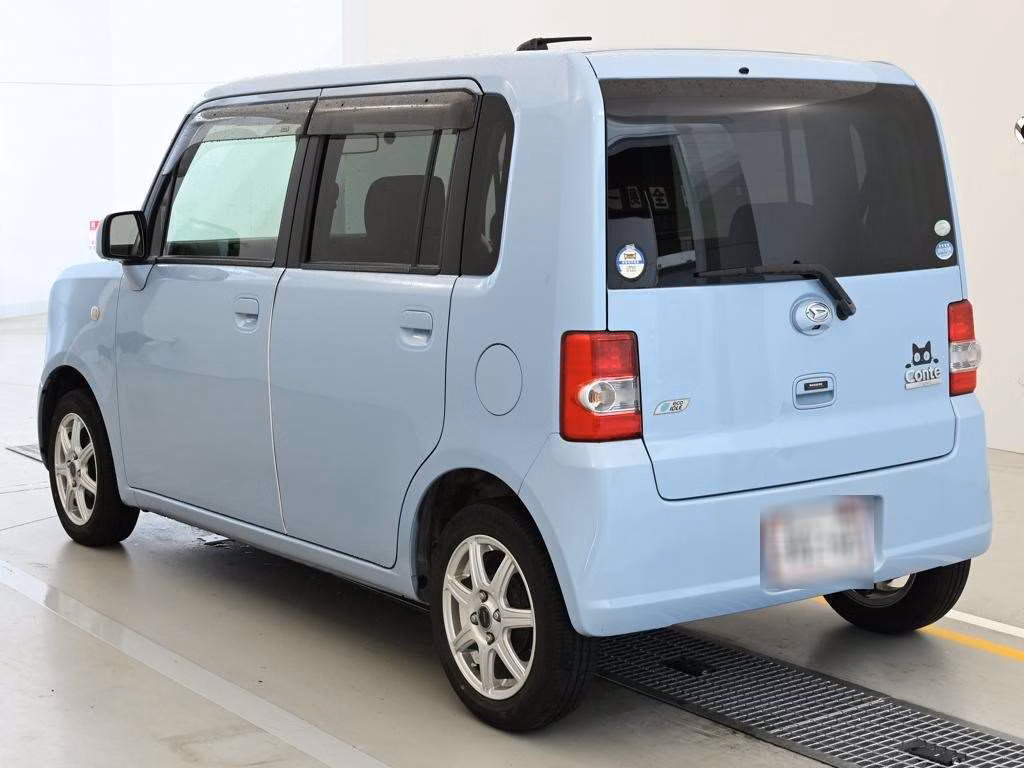 DAIHATSU MOVE CONTE