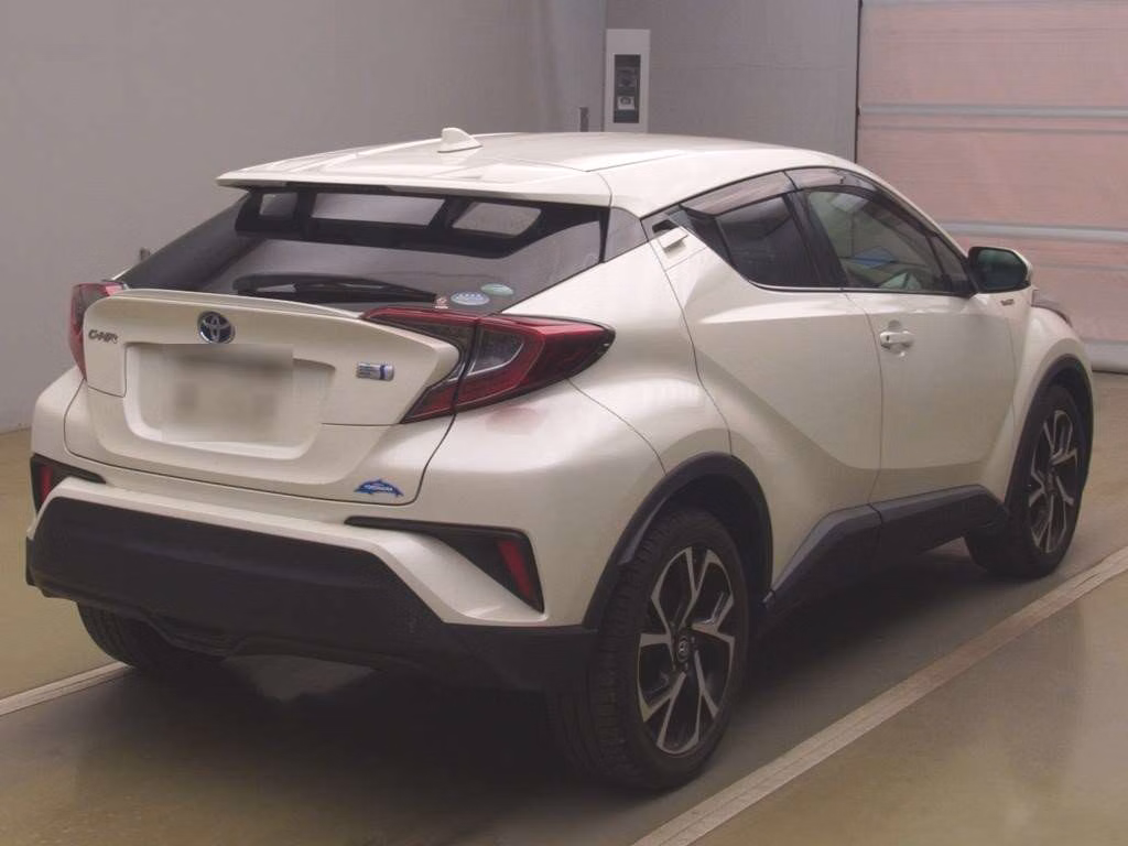 TOYOTA C-HR