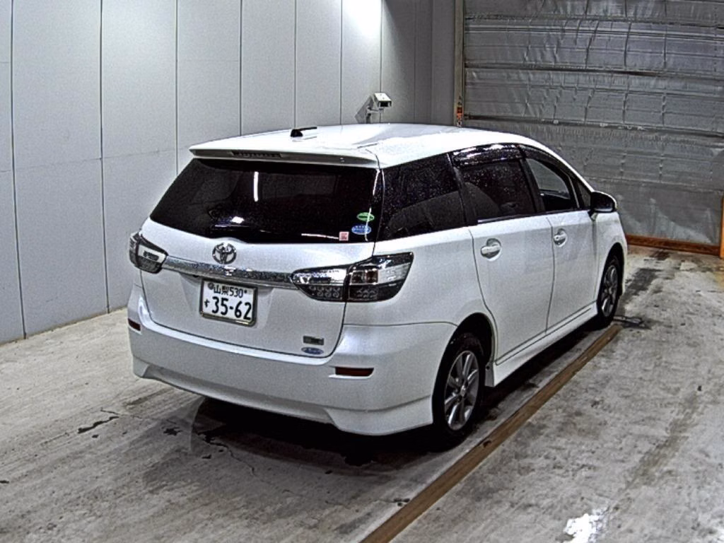 TOYOTA WISH