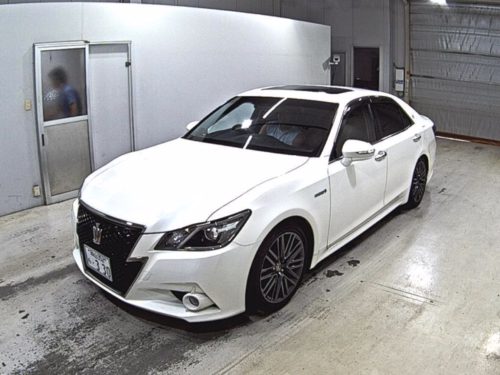 TOYOTA CROWN