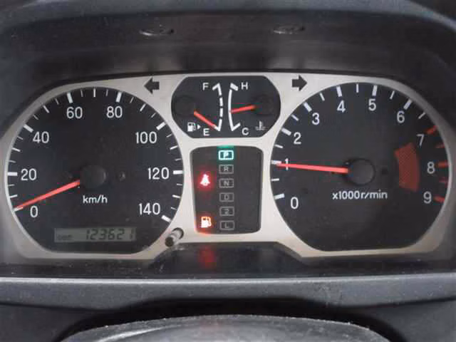 MITSUBISHI PAJERO MINI