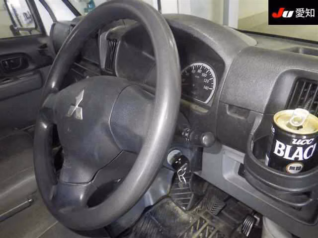 MITSUBISHI MINICAB