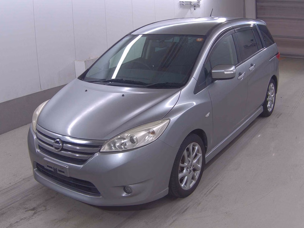 NISSAN LAFESTA