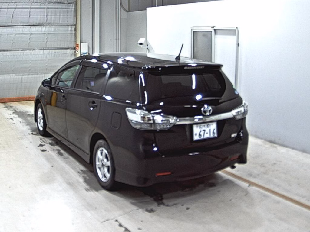 TOYOTA WISH