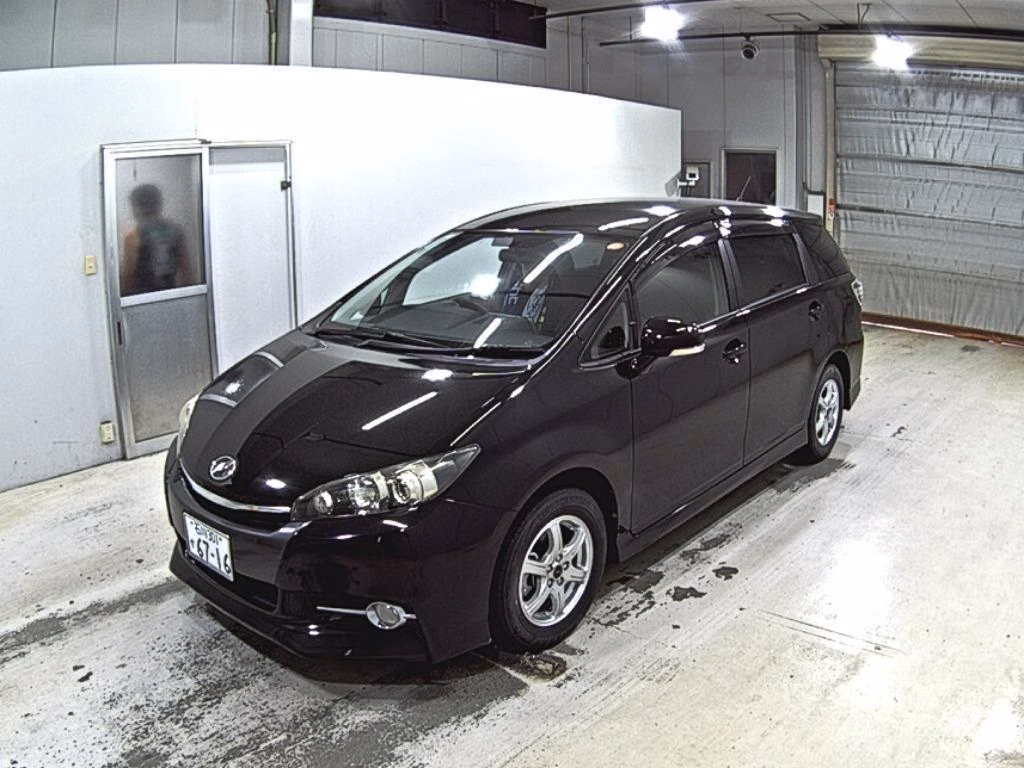 TOYOTA WISH