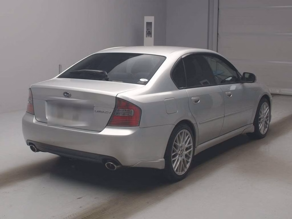 SUBARU LEGACY B4
