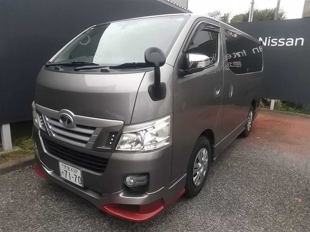 NISSAN NV350 CARAVAN