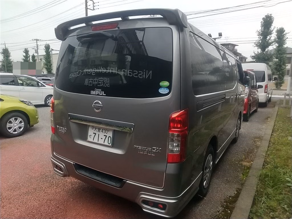 NISSAN NV350 CARAVAN
