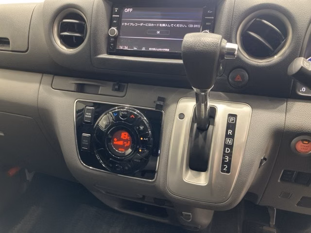 NISSAN NV350 CARAVAN
