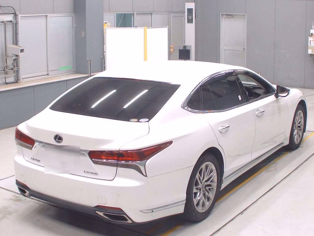 LEXUS LS500