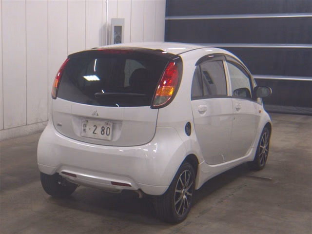 MITSUBISHI I